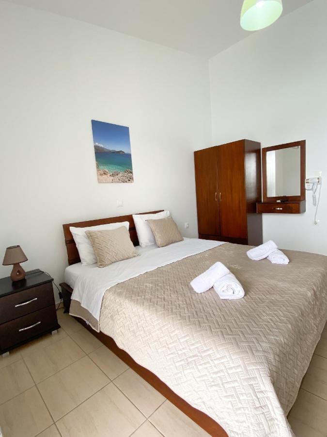 Acta'S Rooms Himarë Exterior foto